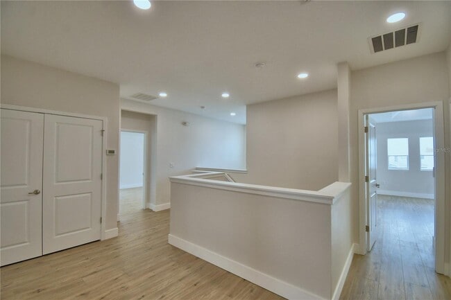 Building Photo - 2673 Calistoga Ave
