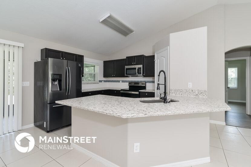 Building Photo - 10612 Cedar Forest Cir