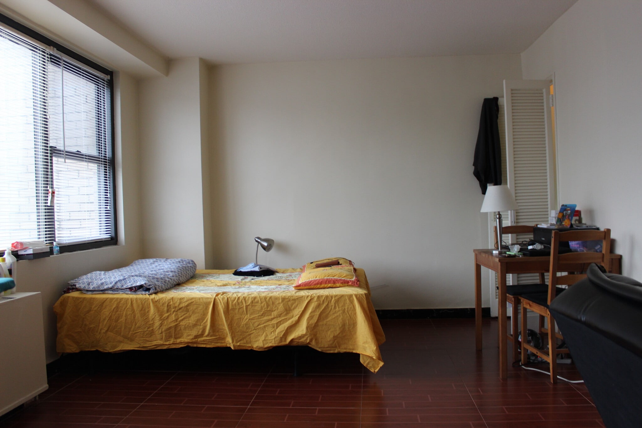 Clever Bedroom Area - 201 Saint Pauls Ave