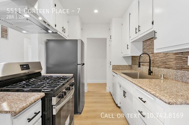 Building Photo - 5511 Corteen Pl
