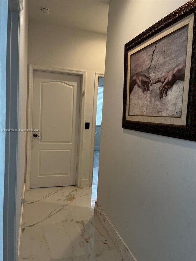 Building Photo - 19353 SW 60th Ct