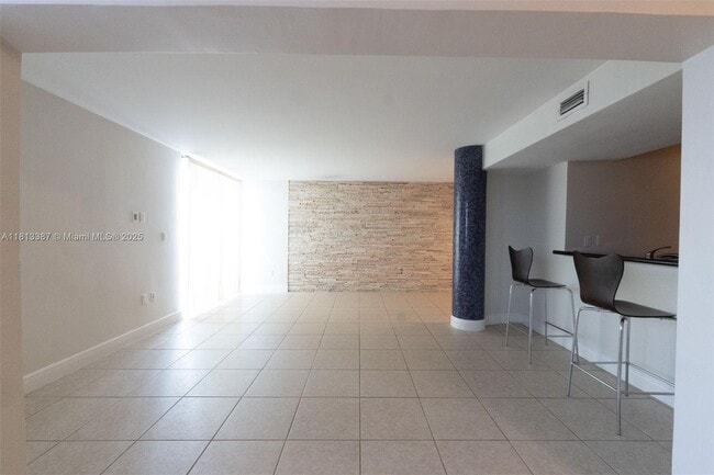 Building Photo - 2977 McFarlane Rd