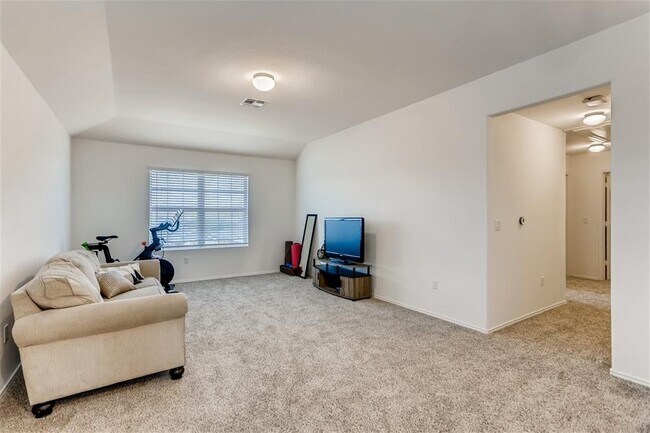 Building Photo - 3901 Fort Collins Way