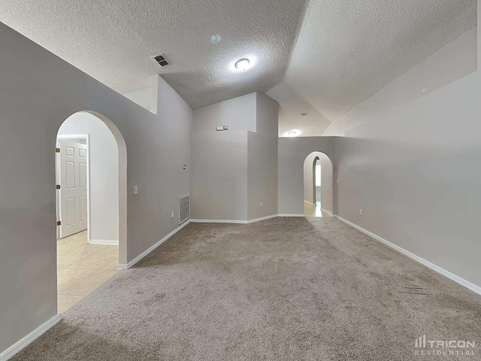 Building Photo - 4115 Woodley Creek Rd