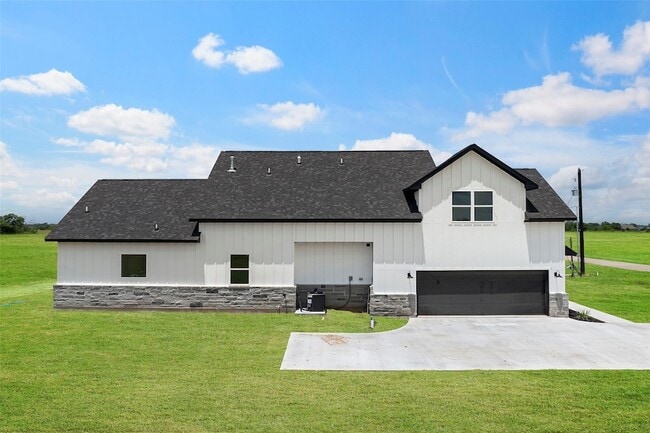 Building Photo - 413 Chuckwagon Trail