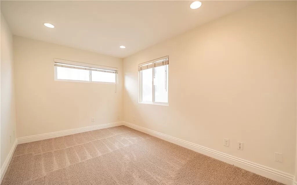 Building Photo - 919 Alabama St