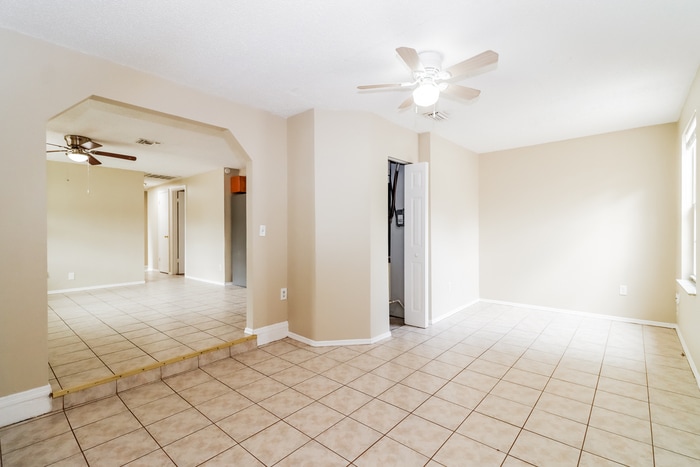 Building Photo - 3107 Birch Ct