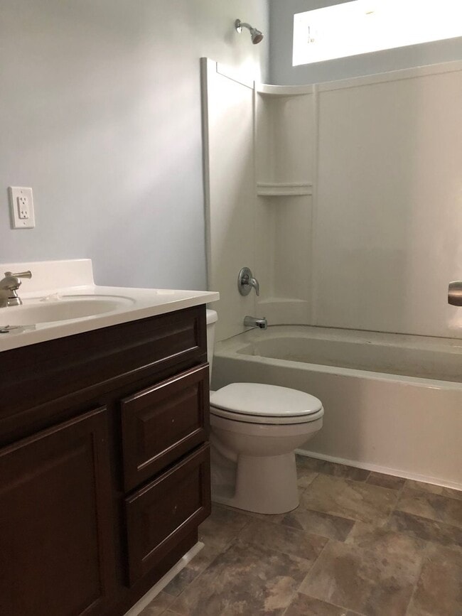 Building Photo - Fully Renovated Single Family Home