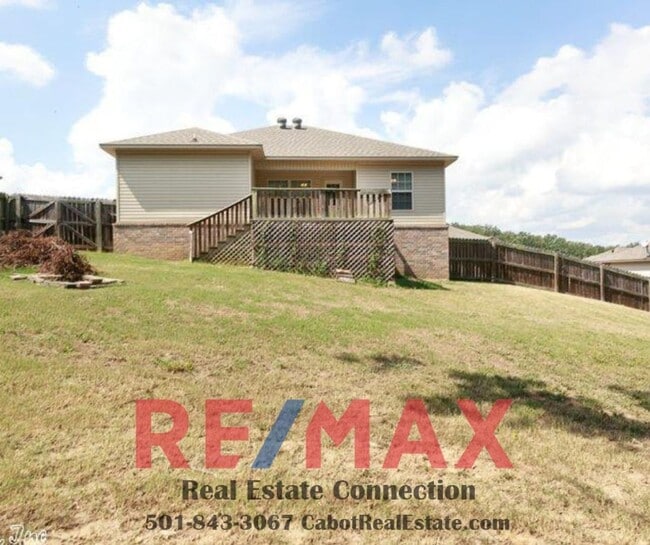 Building Photo - No Smoking. No Pets.