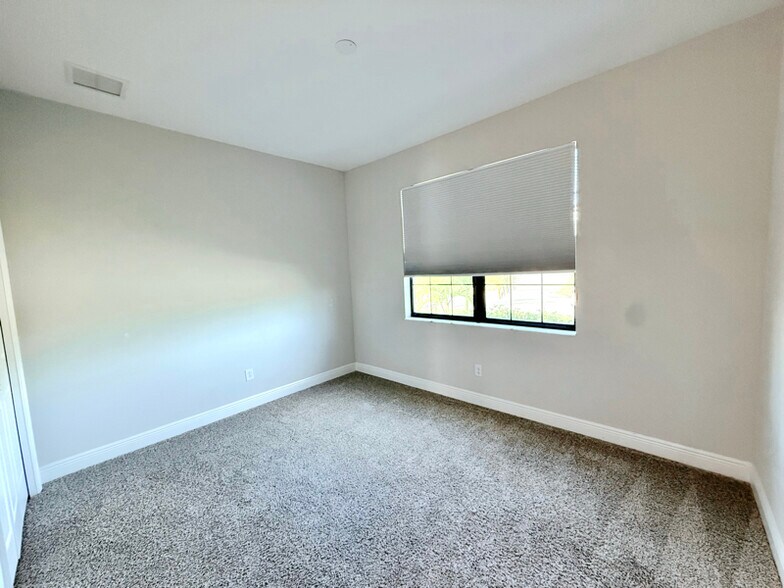 Building Photo - 7917 Dobre Wy