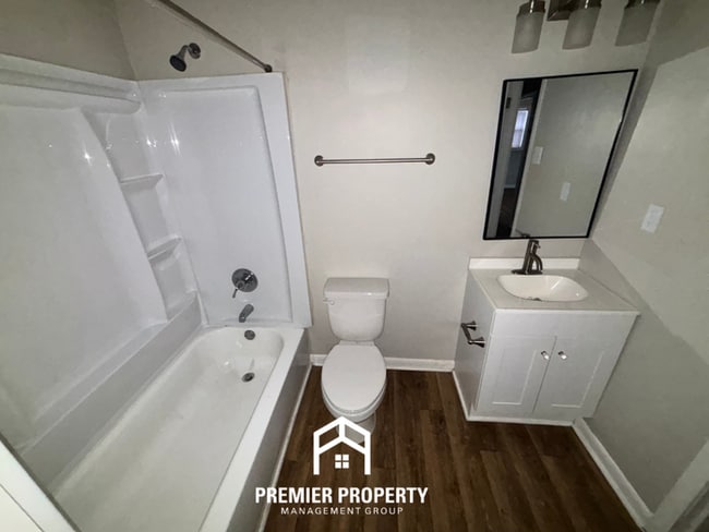 Building Photo - Charming 3BR/2BA Birmingham Home with Hardwood Floors & Covered Patio