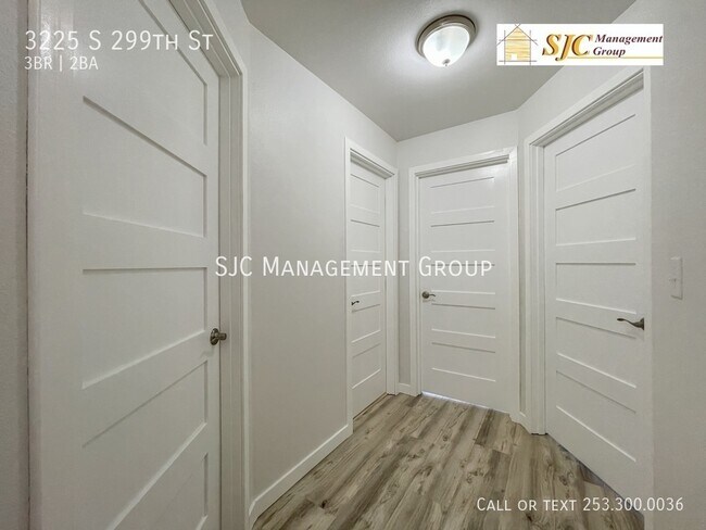 Building Photo - 3225 S 299th St