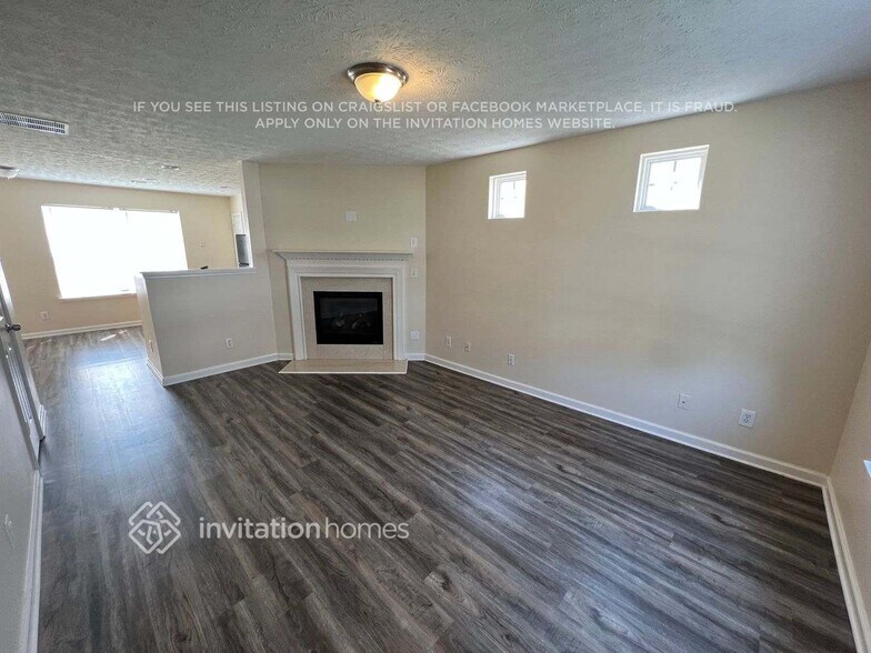 Building Photo - 170 Meadowridge Dr