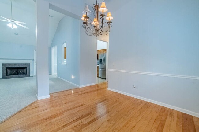 Building Photo - Available Soon!