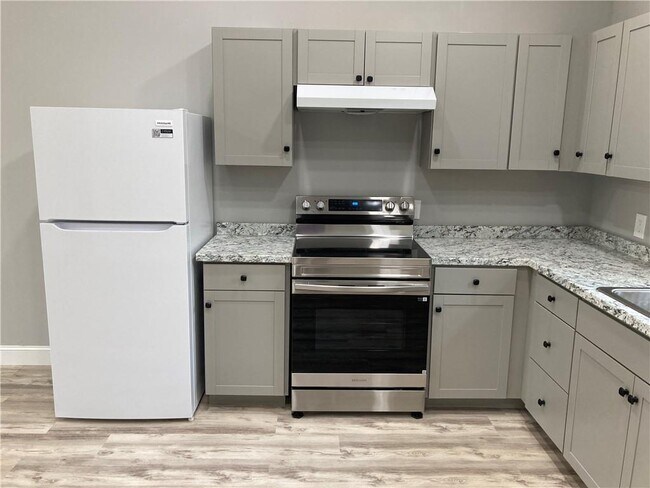 Building Photo - 100 Dickerson Rd