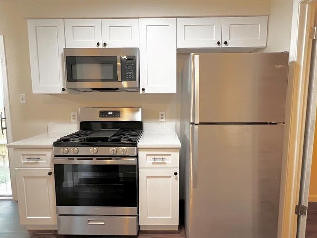 Building Photo - 10711 Lanshire Dr