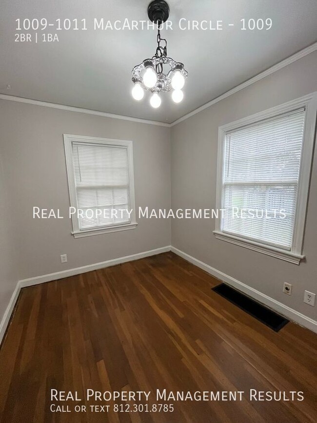 Building Photo - 1009-1011 MacArthur Circle-1009