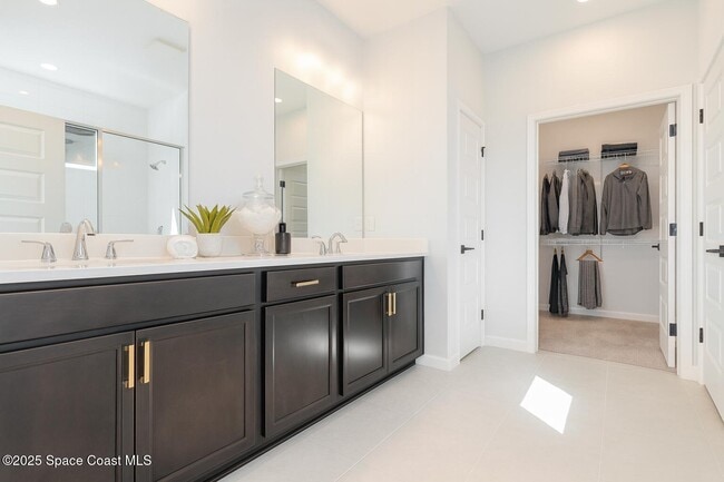 Building Photo - 8946 Crossmolina Dr