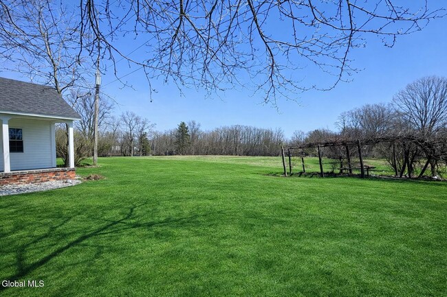 Building Photo - 675 Mac Elroy Rd