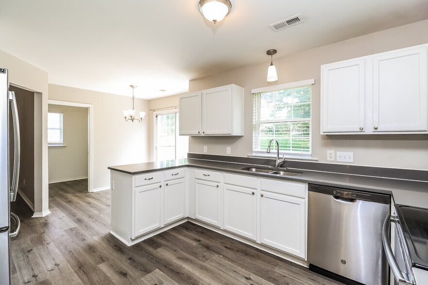 Building Photo - 12526 Cheryl Anne Pl