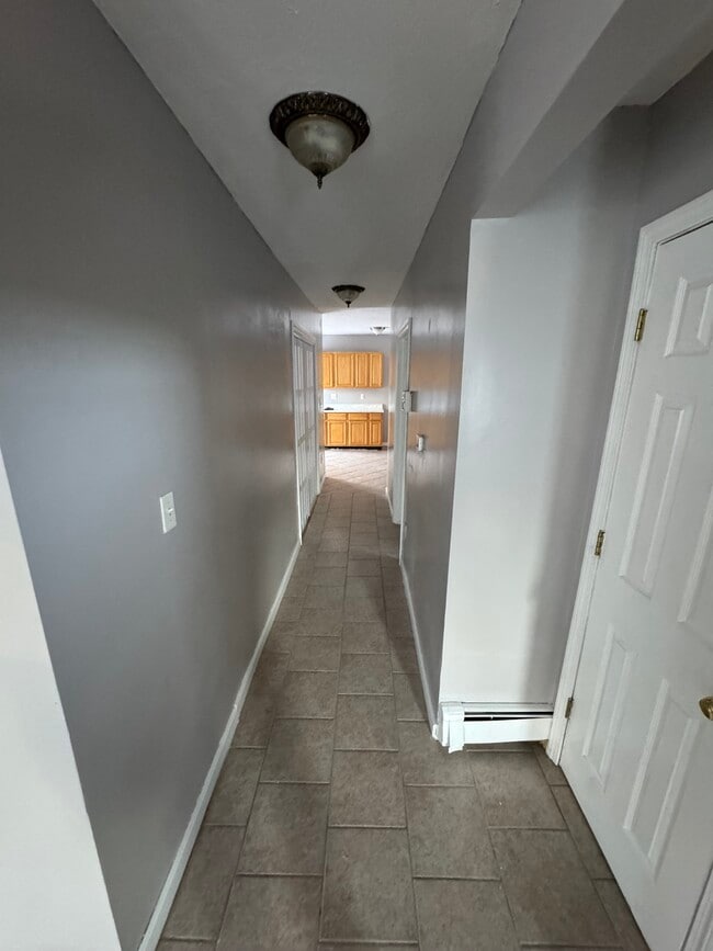 Building Photo - 40 S Whipple St