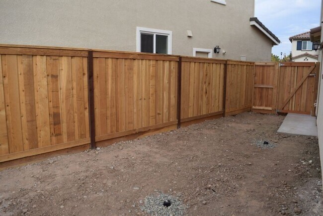 Building Photo - 6114 Mehrten Cir