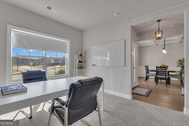 Building Photo - 21 Long Branch Trail