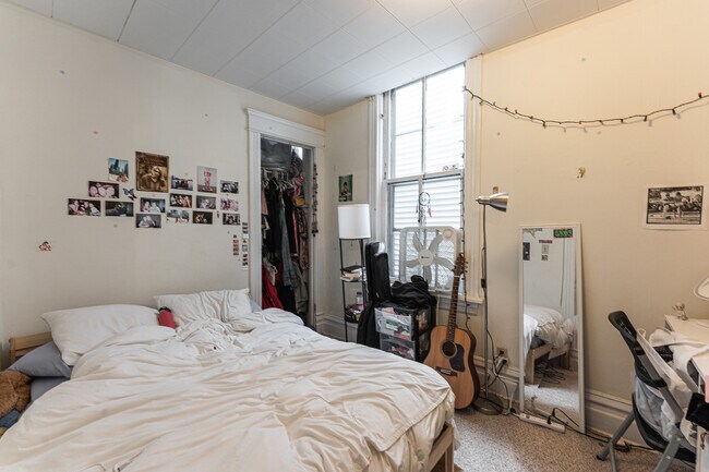 Building Photo - 1029 W Montana St