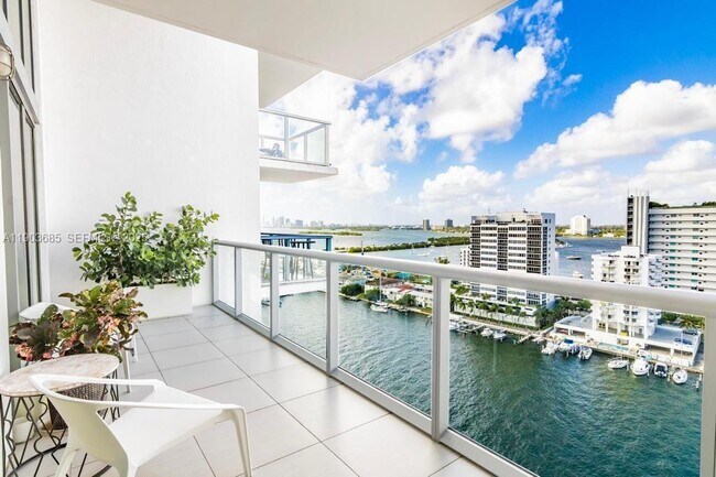 Building Photo - 7928 East Dr