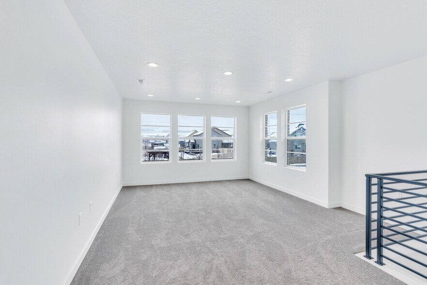 Building Photo - 371 W 3200 N