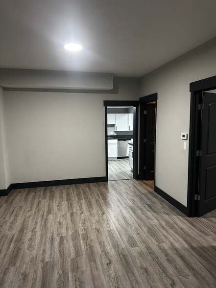 Building Photo - 111 N Melvin St