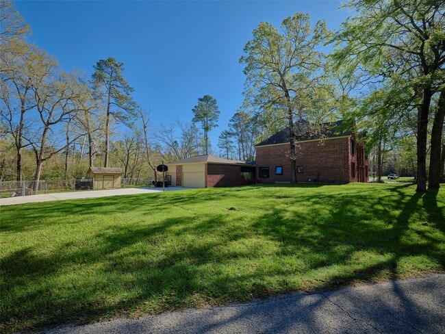 Building Photo - 16302 Old Coach Rd
