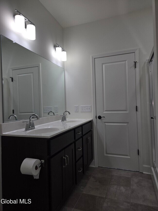 Building Photo - 54 Priddle Ln