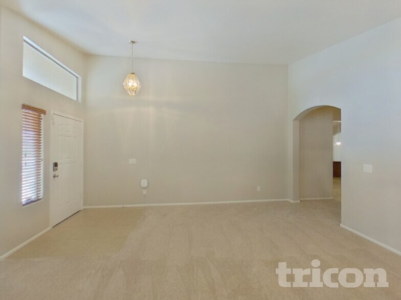 Building Photo - 41334 W Hayden Dr