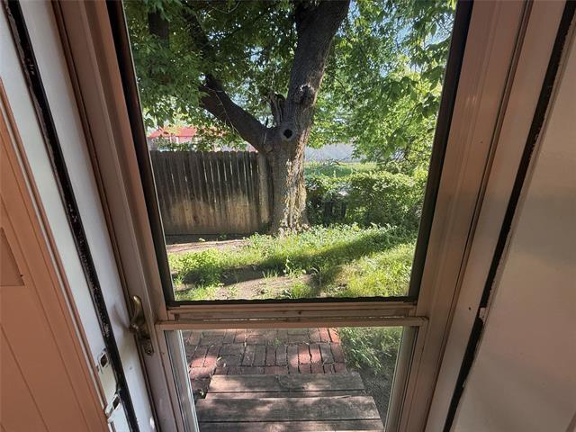 Building Photo - 117 Bowie St