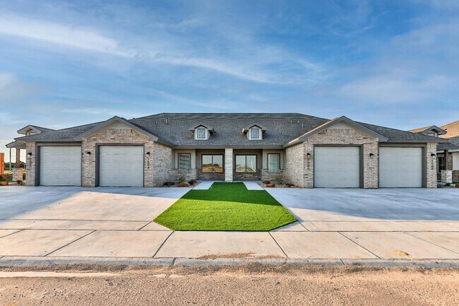 Building Photo - 1006 N 7th St