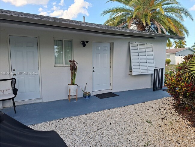 Building Photo - 1814 SW 97th Terrace