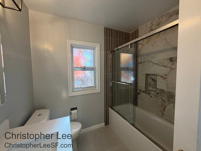 Building Photo - 1433 Jasmine St