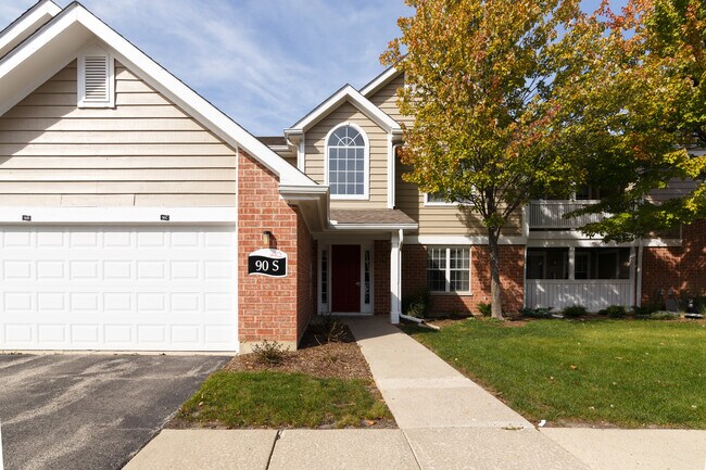 Primary Photo - 1600 Buttonwood Cir