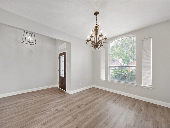 Building Photo - 4414 Casey Cir