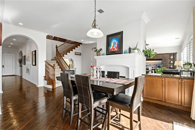 Building Photo - 16423 Village Meadow Dr