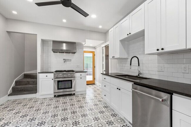 Building Photo - Stunningly Remodeled 1905 Beauty w/ AIR CO...