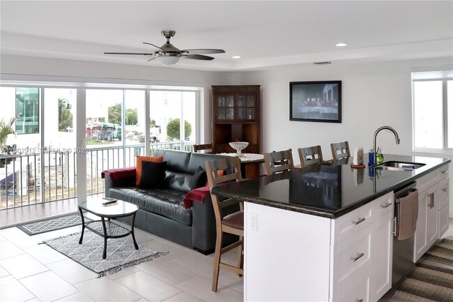 Building Photo - 94825 Overseas Hwy