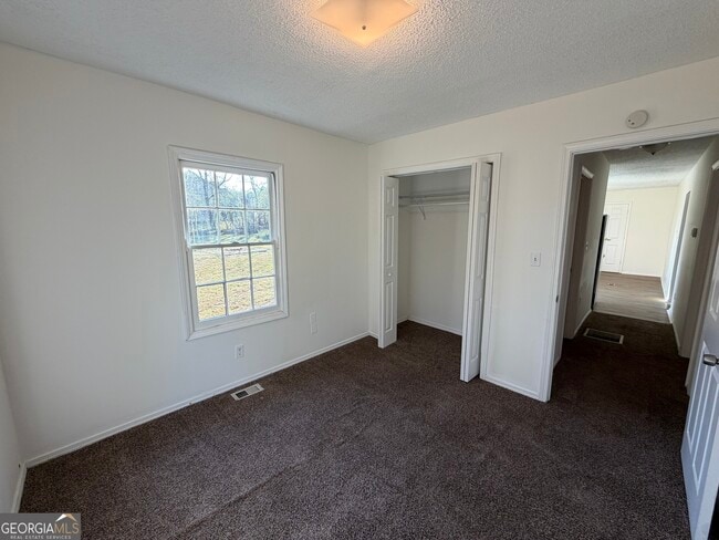 Building Photo - 2933 Coffer Dr