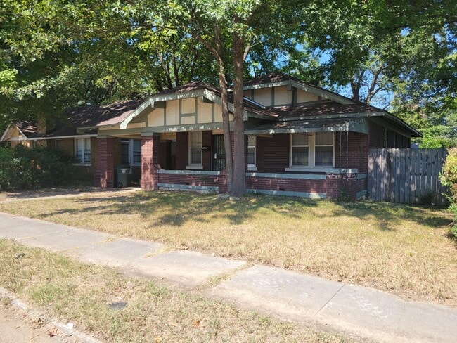 Primary Photo - 2410 Broad Ave