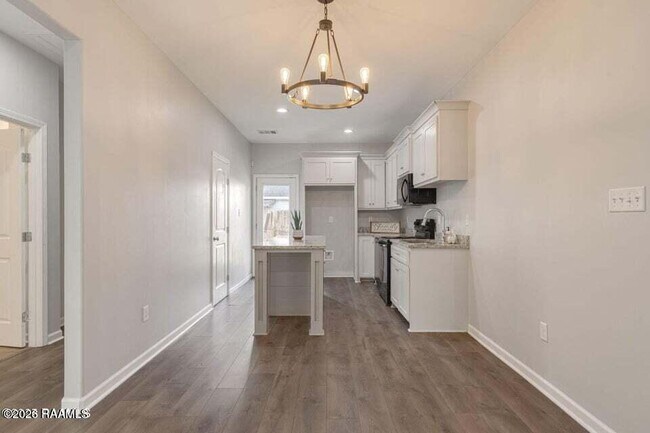 Building Photo - 109 Tyreek Dr
