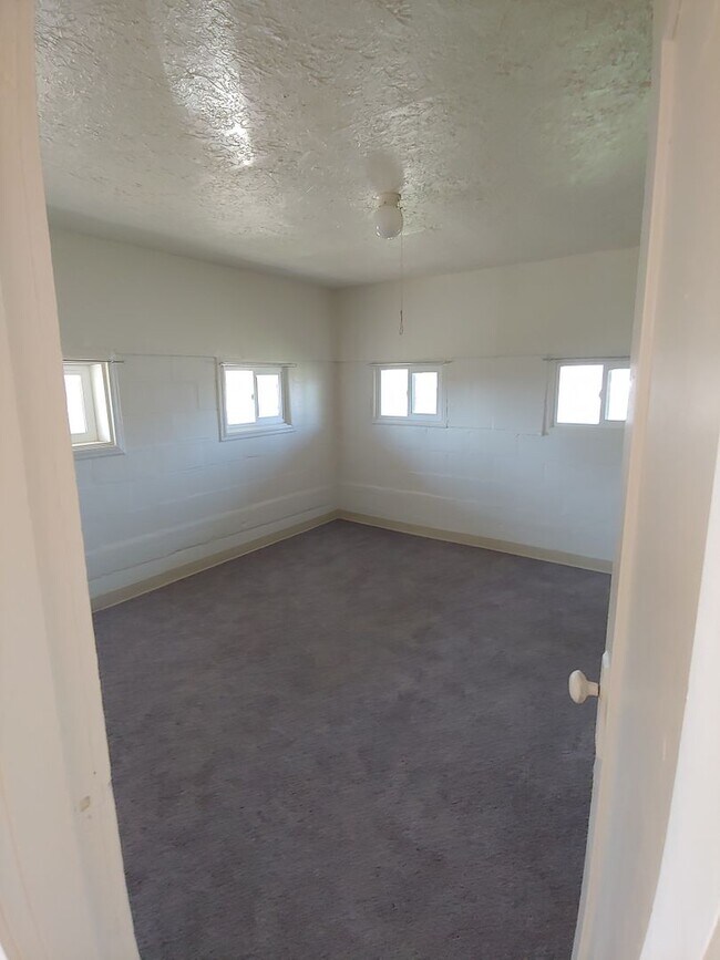 Building Photo - Goeco, Inc.PM-018-0013-520