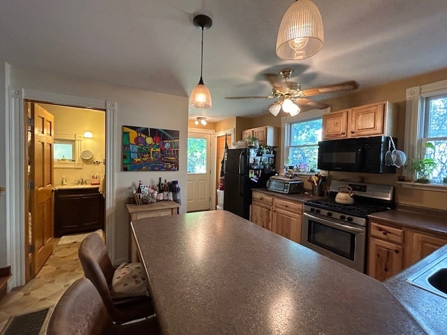 Gorgeous kitchen - 58 Maple St