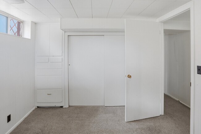 Building Photo - 774 37th St
