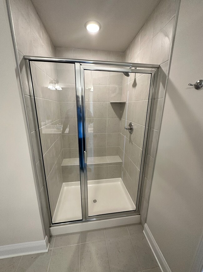 Building Photo - 409 Randolph Vw Dr